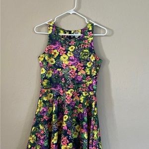 Beautiful girl (14-16) dress from Ruum